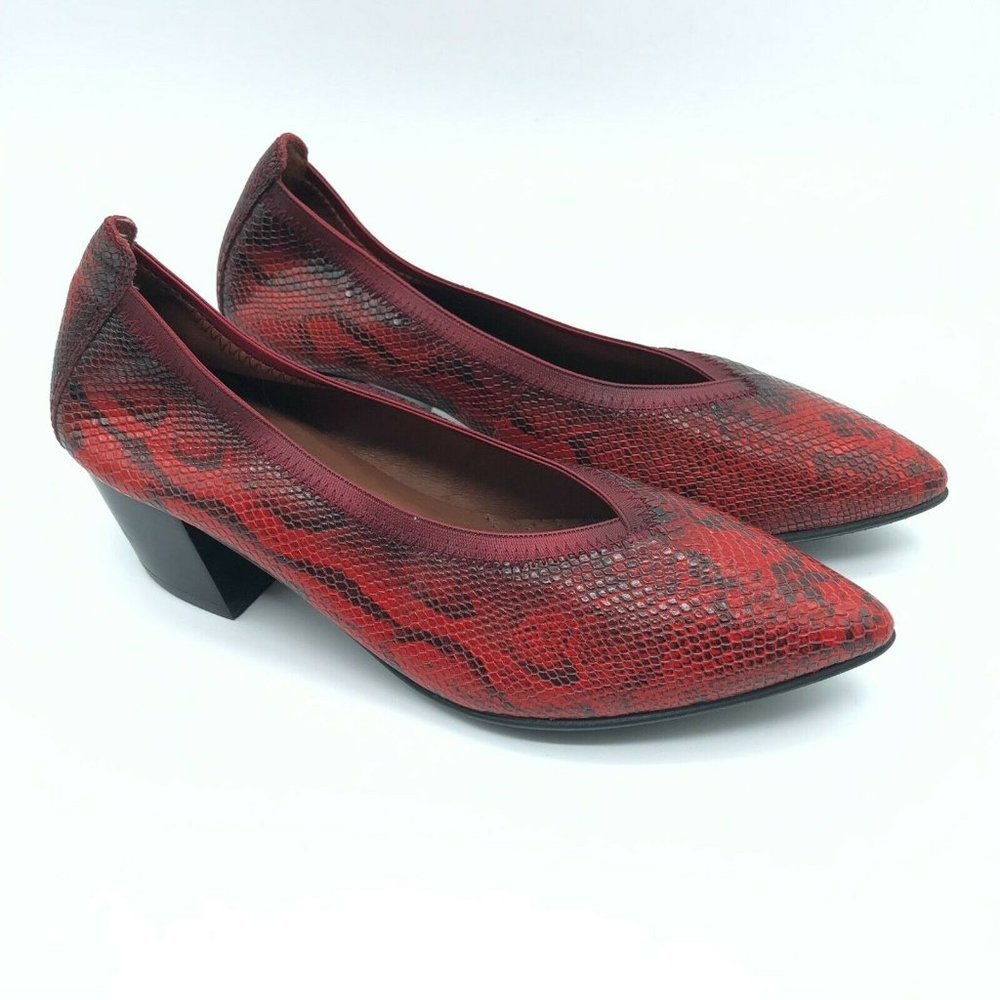 Hispanitas Block Heels Pointed Toe Slip On Faux Snakeskin Red Size 36 US 6